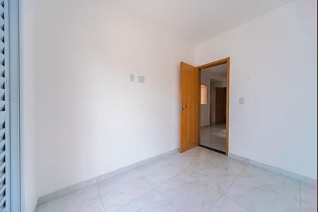 Quarto 1 de apartamento para alugar com 2 quartos, 50m² em Jardim Irene, Santo André