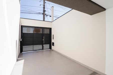 Casa à venda com 160m², 3 quartos e 3 vagas Casa à venda com 160m², 3 quartos e 3 vagasGaragem