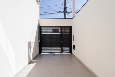 Casa à venda com 160m², 3 quartos e 3 vagas Casa à venda com 160m², 3 quartos e 3 vagasGaragem
