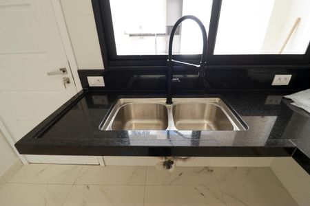 Casa à venda com 160m², 3 quartos e 3 vagas Casa à venda com 160m², 3 quartos e 3 vagasCozinha