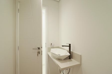 Casa à venda com 160m², 3 quartos e 3 vagas Casa à venda com 160m², 3 quartos e 3 vagasLavabo