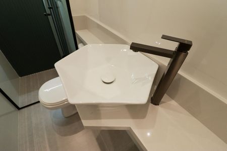 Casa à venda com 160m², 3 quartos e 3 vagas Casa à venda com 160m², 3 quartos e 3 vagasBanheiro da Suíte 2