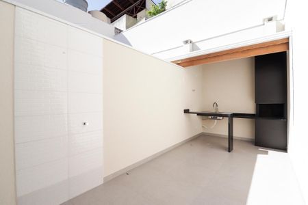 Casa à venda com 160m², 3 quartos e 3 vagas Casa à venda com 160m², 3 quartos e 3 vagasÁrea de Serviço e Churrasqueira