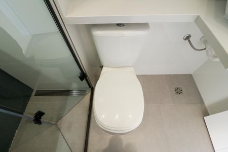 Casa à venda com 160m², 3 quartos e 3 vagas Casa à venda com 160m², 3 quartos e 3 vagasBanheiro da Suíte 1