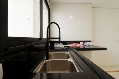 Casa à venda com 160m², 3 quartos e 3 vagas Casa à venda com 160m², 3 quartos e 3 vagasCozinha