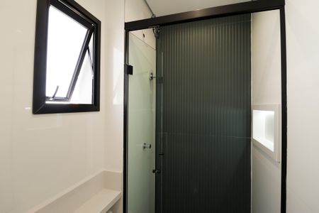 Casa à venda com 160m², 3 quartos e 3 vagas Casa à venda com 160m², 3 quartos e 3 vagasBanheiro da Suíte 3