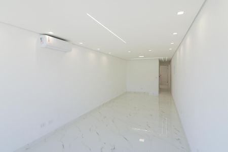 Casa à venda com 160m², 3 quartos e 3 vagas Casa à venda com 160m², 3 quartos e 3 vagasSala