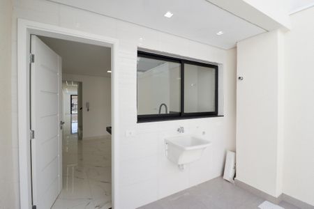 Casa à venda com 160m², 3 quartos e 3 vagas Casa à venda com 160m², 3 quartos e 3 vagasÁrea de Serviço e Churrasqueira