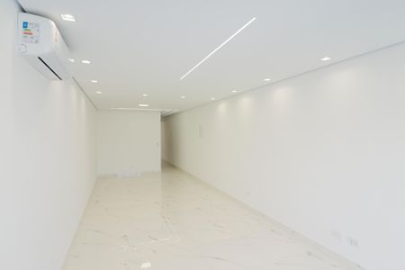 Casa à venda com 160m², 3 quartos e 3 vagas Casa à venda com 160m², 3 quartos e 3 vagasSala