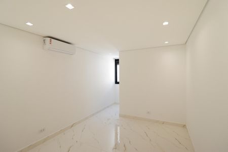 Casa à venda com 160m², 3 quartos e 3 vagas Casa à venda com 160m², 3 quartos e 3 vagasSuíte 3