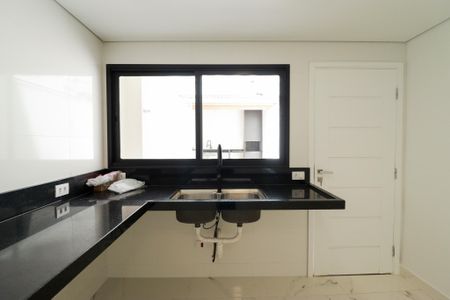 Casa à venda com 160m², 3 quartos e 3 vagas Casa à venda com 160m², 3 quartos e 3 vagasCozinha