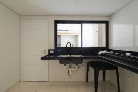 Casa à venda com 160m², 3 quartos e 3 vagas Casa à venda com 160m², 3 quartos e 3 vagasCozinha