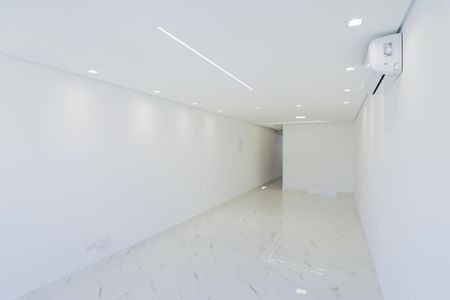 Casa à venda com 160m², 3 quartos e 3 vagas Casa à venda com 160m², 3 quartos e 3 vagasSala