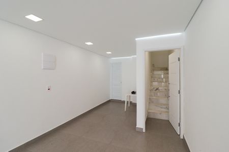 Casa à venda com 160m², 3 quartos e 3 vagas Casa à venda com 160m², 3 quartos e 3 vagasGaragem