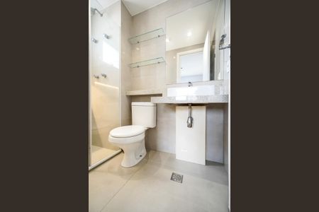 Apartamento à venda com 60m², 2 quartos e 1 vaga Apartamento à venda com 60m², 2 quartos e 1 vagaBanheiro da Suíte