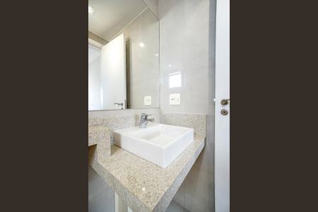 Apartamento à venda com 60m², 2 quartos e 1 vaga Apartamento à venda com 60m², 2 quartos e 1 vagaBanheiro da Suíte