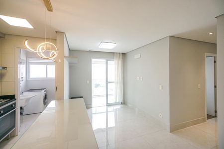 Sala/Cozinha de apartamento à venda com 2 quartos, 60m² em Vila Gomes Cardim, São Paulo