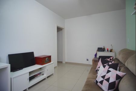 Apartamento à venda com 43m², 1 quarto e sem vagaSala