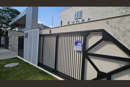 Casa de condomínio para alugar com 153m², 3 quartos e 2 vagas Casa de condomínio para alugar com 153m², 3 quartos e 2 vagasPlaca