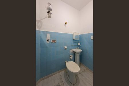 Apartamento para alugar com 60m², 2 quartos e 1 vaga Apartamento para alugar com 60m², 2 quartos e 1 vagaBanheiro