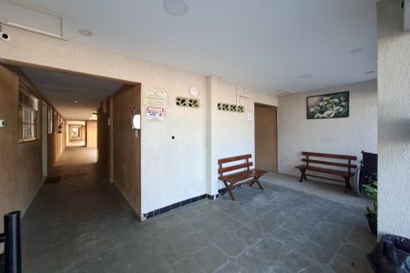 Apartamento para alugar com 60m², 2 quartos e 1 vaga Apartamento para alugar com 60m², 2 quartos e 1 vagaHall de entrada