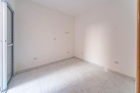 Quarto 2 de apartamento para alugar com 2 quartos, 50m² em Jardim Irene, Santo André
