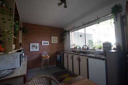 Casa à venda com 220m², 1 quarto e 2 vagasCozinha