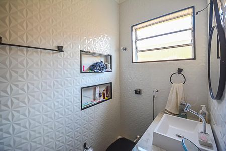 Casa à venda com 115m², 3 quartos e 1 vaga Casa à venda com 115m², 3 quartos e 1 vagaBanheiro da Suíte