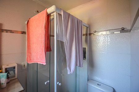 Casa à venda com 115m², 3 quartos e 1 vaga Casa à venda com 115m², 3 quartos e 1 vagaBanheiro da Suíte 2