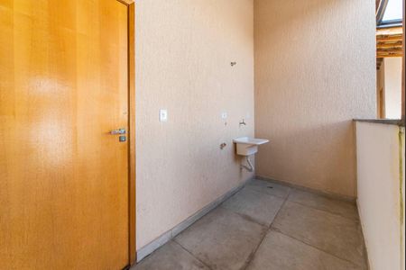 Apartamento à venda com 100m², 2 quartos e 1 vagaÁrea de Serviço