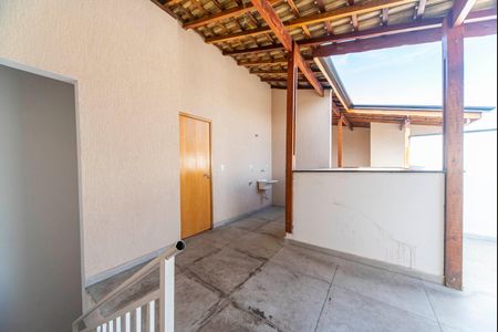 Apartamento à venda com 100m², 2 quartos e 1 vagaCobertura