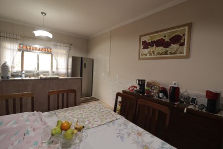 Casa para alugar com 177m², 4 quartos e 2 vagasCozinha