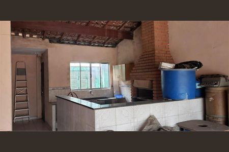 Casa de condomínio à venda com 129m², 4 quartos e 1 vaga