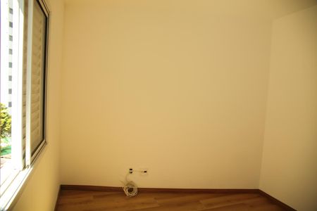 Apartamento à venda com 57m², 2 quartos e 3 vagasQuarto 2