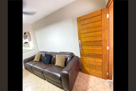 Casa para alugar com 3 quartos, 140m² em Jardim Patente, São Paulo