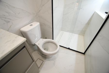 Apartamento à venda com 104m², 3 quartos e 2 vagasBanheiro da Suíte 1