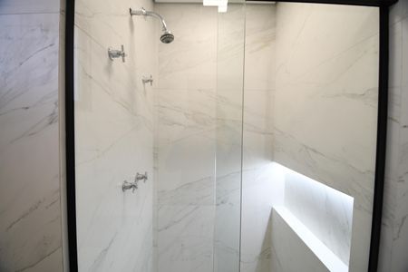 Apartamento à venda com 104m², 3 quartos e 2 vagasBanheiro da Suíte 1