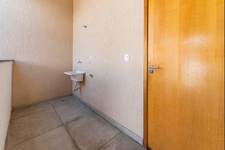 Apartamento à venda com 100m², 2 quartos e 1 vagaÁrea de Serviço