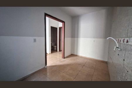 Cozinha de apartamento para alugar com 1 quarto, 45m² em Jardim Dona Leopoldina, Porto Alegre