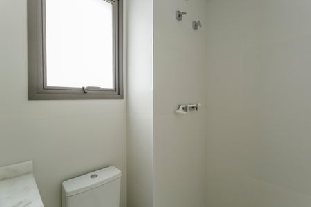 Apartamento à venda com 160m², 3 quartos e 3 vagasBanheiro da Suíte 2