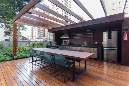 Apartamento à venda com 160m², 3 quartos e 3 vagasÁrea comum - Churrasqueira