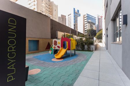 Apartamento à venda com 160m², 3 quartos e 3 vagasÁrea comum - Playground