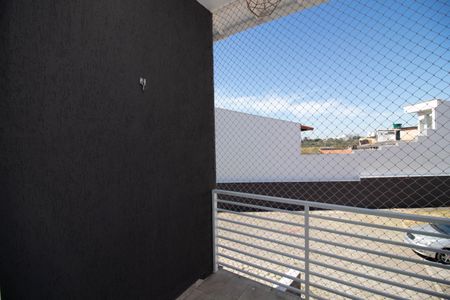 Casa de condomínio à venda com 95m², 2 quartos e 2 vagasVaranda - Suíte 2