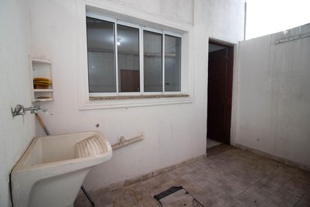 Casa de condomínio à venda com 95m², 2 quartos e 2 vagasÁrea de Serviço