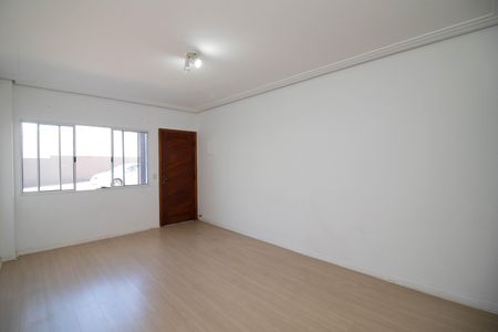 Casa de condomínio à venda com 95m², 2 quartos e 2 vagasSala