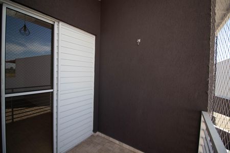 Casa de condomínio à venda com 95m², 2 quartos e 2 vagasVaranda - Suíte 2
