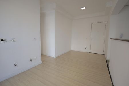 Sala de apartamento à venda com 2 quartos, 57m² em Vila Homero Thon, Santo André