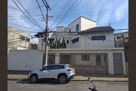 Casa à venda com 510m², 5 quartos e 6 vagasFachada