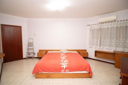 Casa à venda com 510m², 5 quartos e 6 vagasSuíte 1