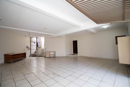 Casa à venda com 510m², 5 quartos e 6 vagasGaragem